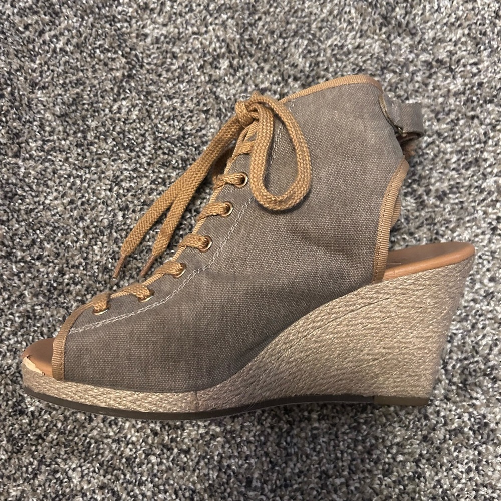 a.n.a. Peeptoe Sandals/Booties with Olive Green Fabric Uppers and Tan Shoelaces